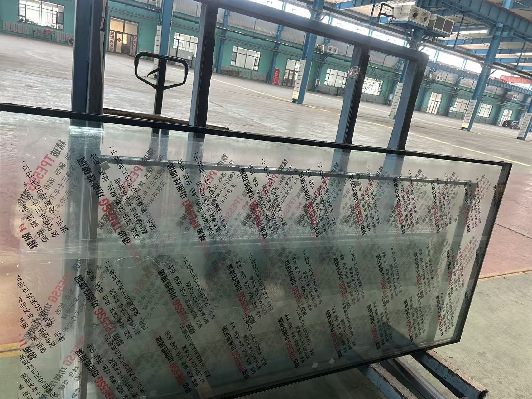 普洱市玻璃源头工厂幕墙节能玻璃 - 方案